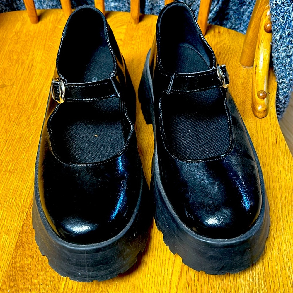 ASOS platform Mary Jane shoes made in Italy size 40